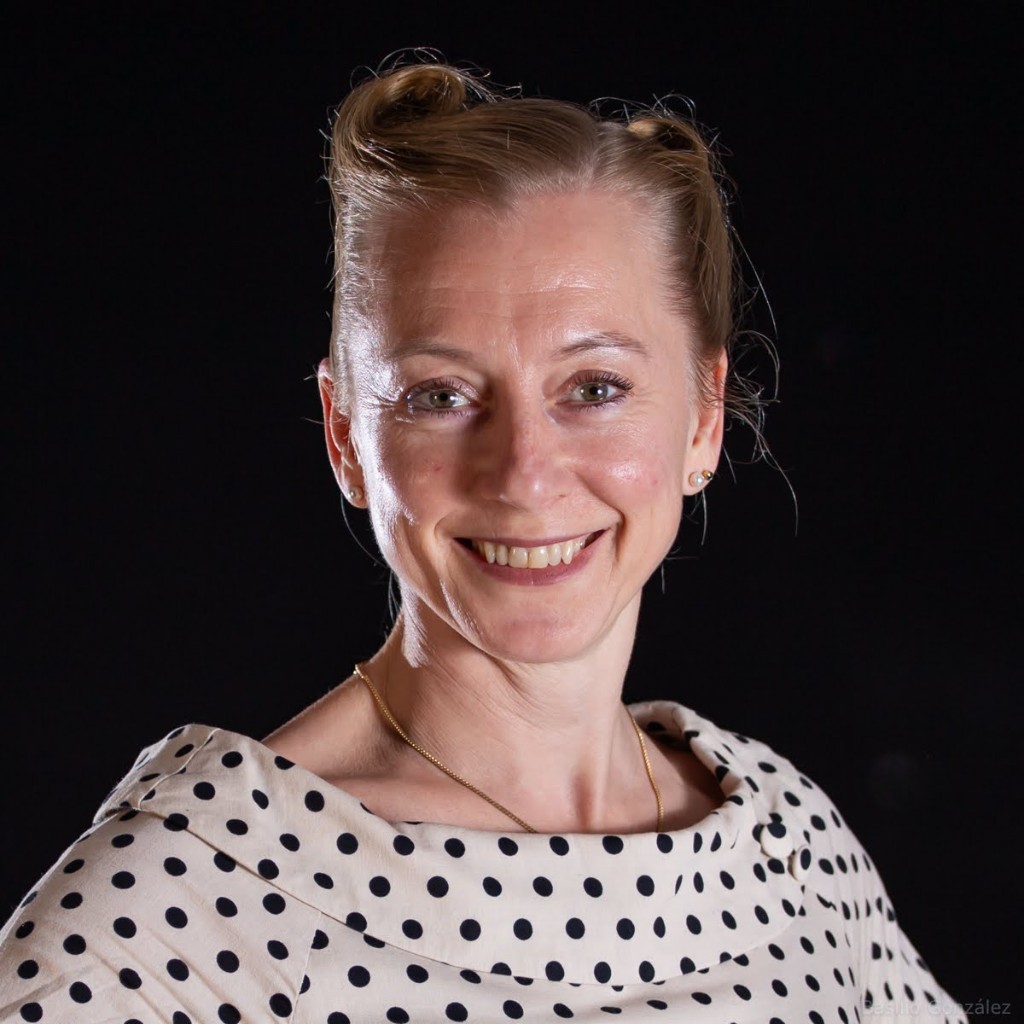 Anna-Katharina Schulze, profesor de BalletFit · FlexFit · Soltura · Lindy Hop